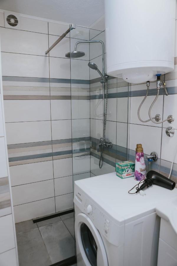 I&T Apartman Gospić Exteriör bild