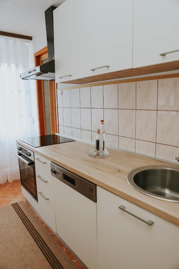 I&T Apartman Gospić Exteriör bild