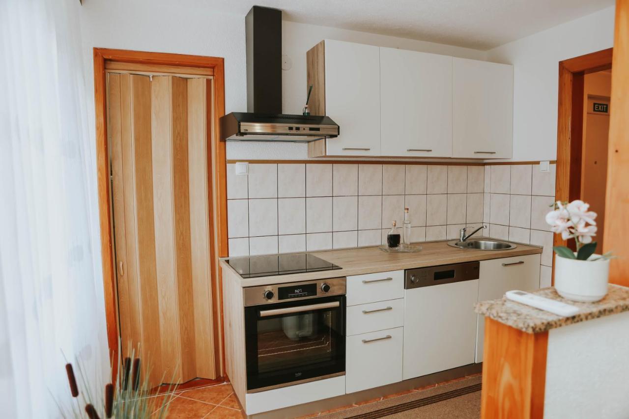 I&T Apartman Gospić Exteriör bild